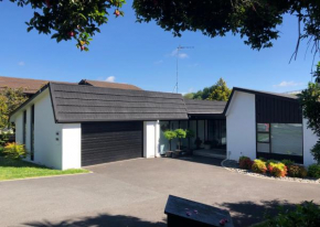 Fashion,Bright and Spacious,Superior location, Hamilton